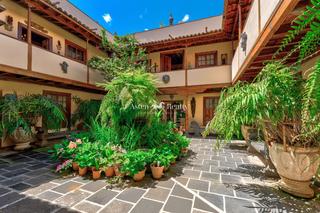 Haus  Angustias. Una mansión única del siglo xvii con vistas al mar, al drago y a