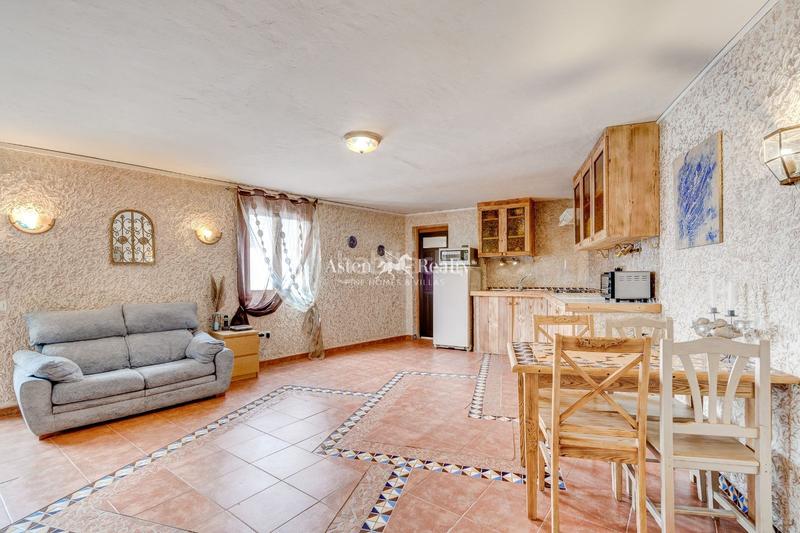 Foto f82d48cf-4da1-498b-ba5e-3be139db39c7. Haus in Santiago del Teide pueblo Santiago del Teide