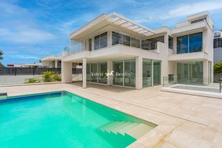 Casa  Luxemburgo. En san eugenio alto
