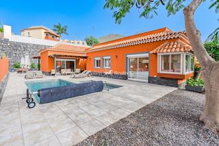 Casa  Kurt konrad mayer. Villa en una planta en el madroñal