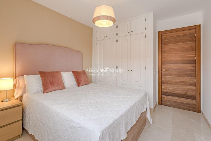 Foto 380f1eac-ca16-471e-a1dd-2d072c0be5d0. Casa villa en una planta en el madroñal en Playa Fañabé Alto Adeje