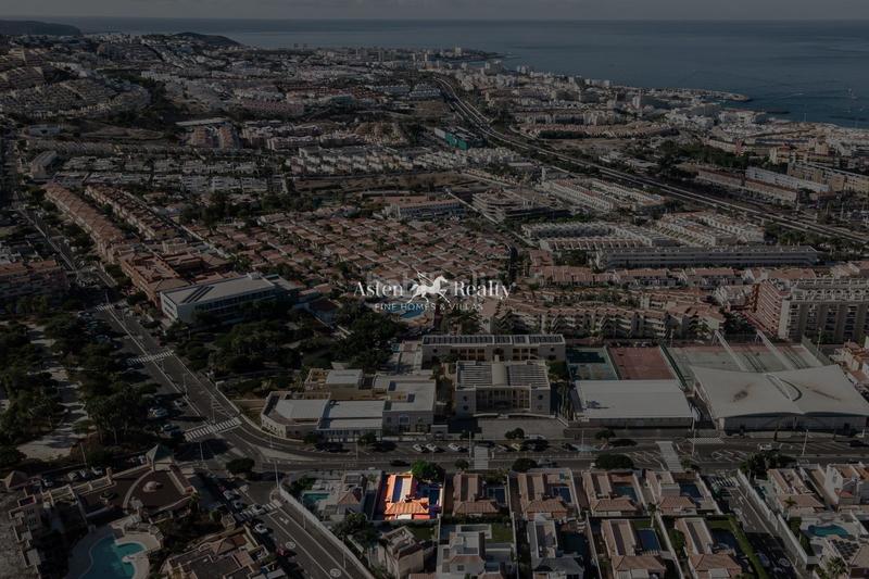 Foto 5fbe9c23-9486-4ab9-a24e-cb19bcc663e7. Casa villa en una planta en el madroñal en Playa Fañabé Alto Adeje
