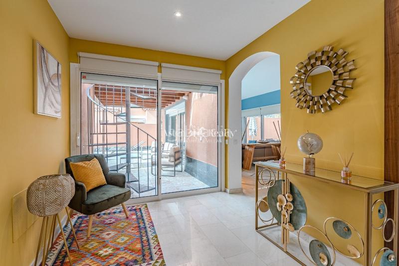 Foto 8c0f0047-494d-46cf-8c61-736c620aed75. Casa villa en una planta en el madroñal en Playa Fañabé Alto Adeje