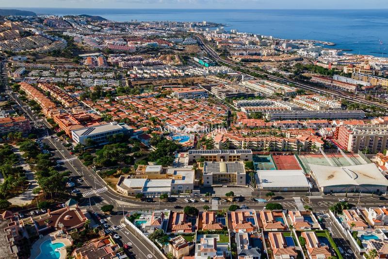 Foto e9a71afd-c8cc-489c-bd70-094c28d26319. Casa villa en una planta en el madroñal en Playa Fañabé Alto Adeje