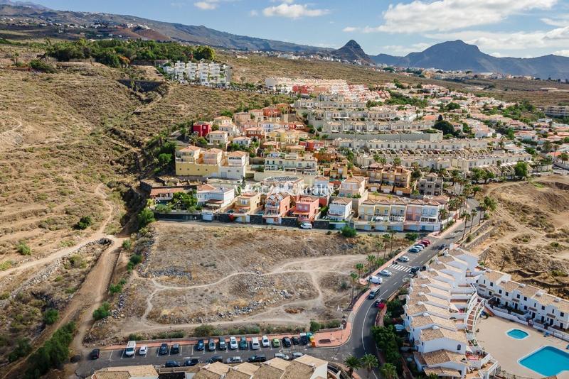 Foto b8f5925f-ac66-4a8f-8f7a-da1198750998. Terrain résidentiel dans Chayofa Arona