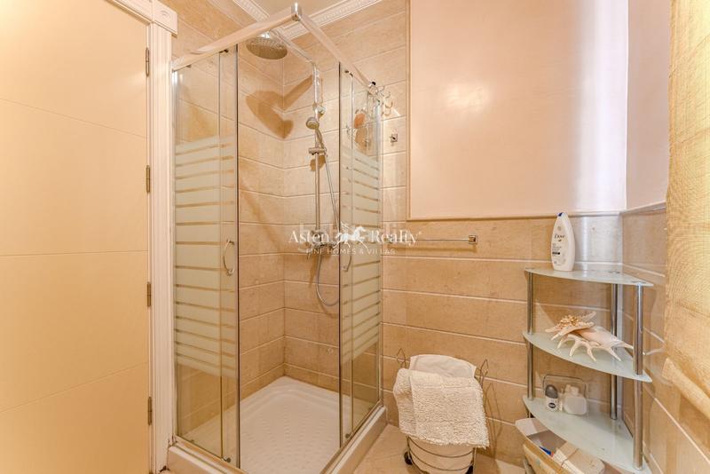 Foto 9535b3be-13e9-4127-b435-ed1c159bcc76. Haus mit heizung parking pool in La Caleta Adeje