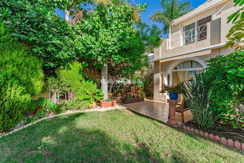 Foto ba771374-dd1e-450a-982f-e1f1146667e5. Haus mit heizung parking pool in La Caleta Adeje