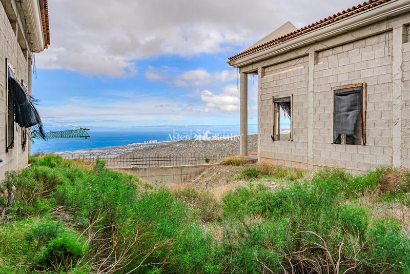 Foto 9312c3f5-63f9-46ad-92fd-b66871a7ba13. Maison avec parking piscine dans Torviscas Centro y Alto Adeje