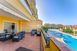 Apartament  Alcalde juan garcía dorta. Apartamento playa la arena 2 dormitorios con jardín