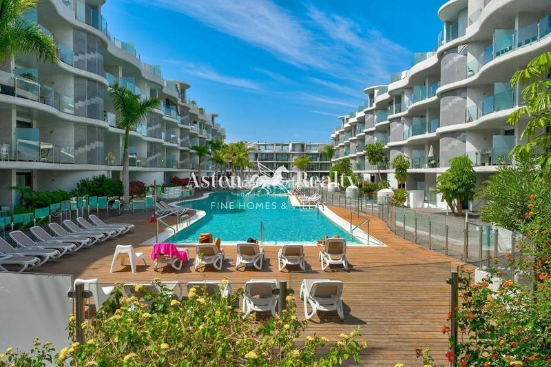 Foto 75077e9d-69d9-4eca-aae4-80c8a00fbbde. Appartement avec parking piscine dans Palm - Mar Arona