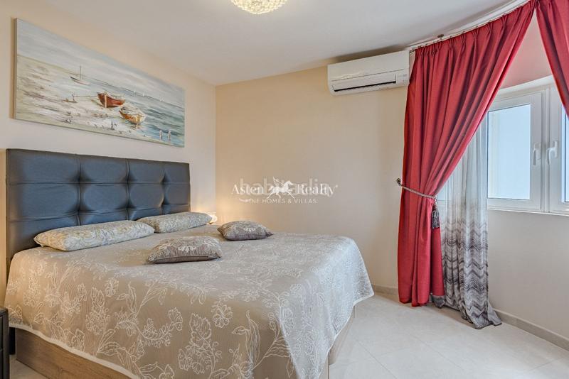 Foto 381ceebe-16e3-4667-b1a8-831ed19d998b. Maison avec parking piscine dans Playa del Duque Adeje