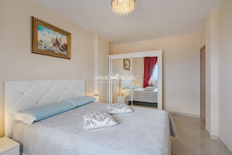 Foto 718f5420-442c-43ac-a8ac-e91ffa4507f7. Maison avec parking piscine dans Playa del Duque Adeje