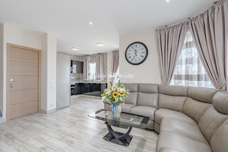 Foto 896991d0-8aee-4b8c-bcdb-61fc58302b80. Maison avec parking piscine dans Playa del Duque Adeje