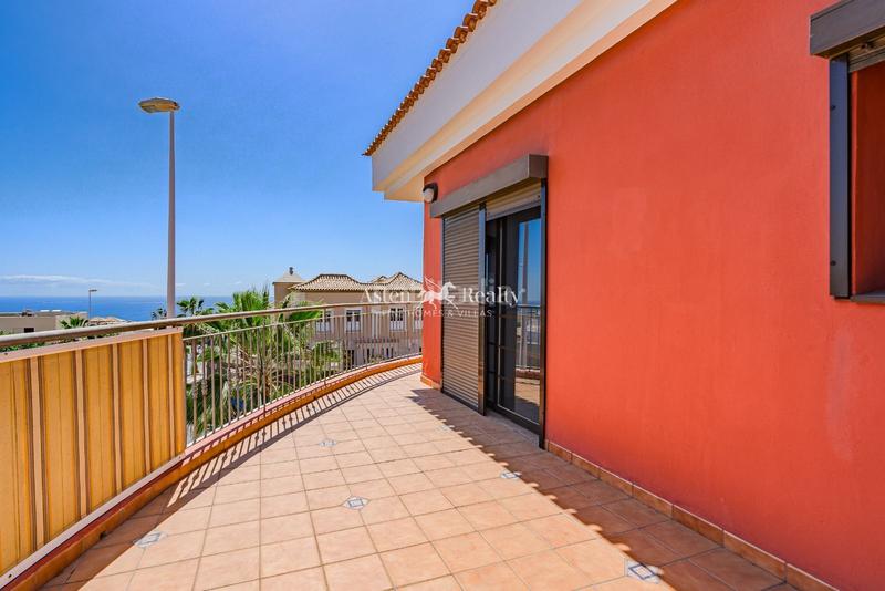 Foto 19ca59f8-dcb7-4970-b1a0-bde634b52265. Casa a schiera con piscina in Casco Urbano Adeje