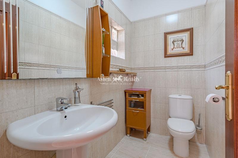 Foto 357d5af1-d329-4602-ae75-1edd75e3a10d. Casa a schiera con piscina in Casco Urbano Adeje