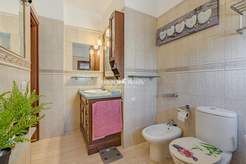 Foto a2e12167-5abb-405c-8cdb-194e45d37c2d. Casa a schiera con piscina in Casco Urbano Adeje