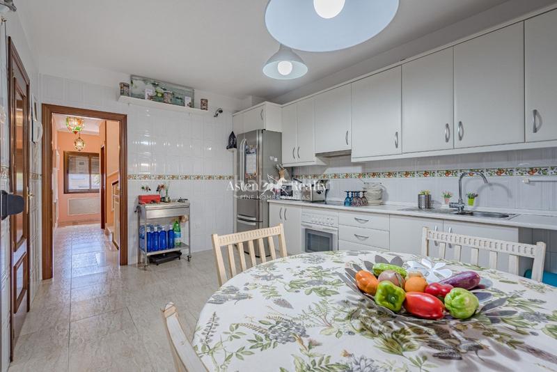 Foto e4431676-395d-4a40-be98-986091846e02. Casa a schiera con piscina in Casco Urbano Adeje