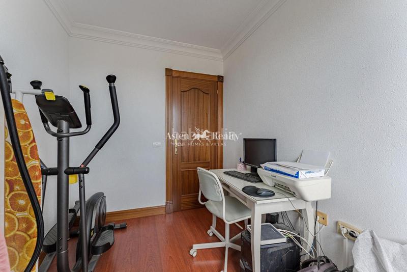 Foto e611c260-9d4c-4527-bea4-4f56a33ffe0a. Casa adossada amb aparcament a Playa Fañabé Alto Adeje