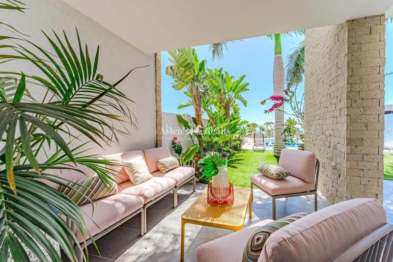 Foto c7b79f1b-9cf5-4b81-8e9a-bfc711b78869. Maison avec parking piscine dans La Caleta Adeje