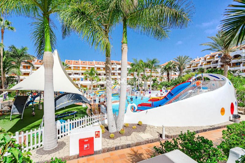 Foto f1c7c6fd-e578-4b6c-a02e-6678df767fe5. Duplex con piscina in Playa de las Américas Arona