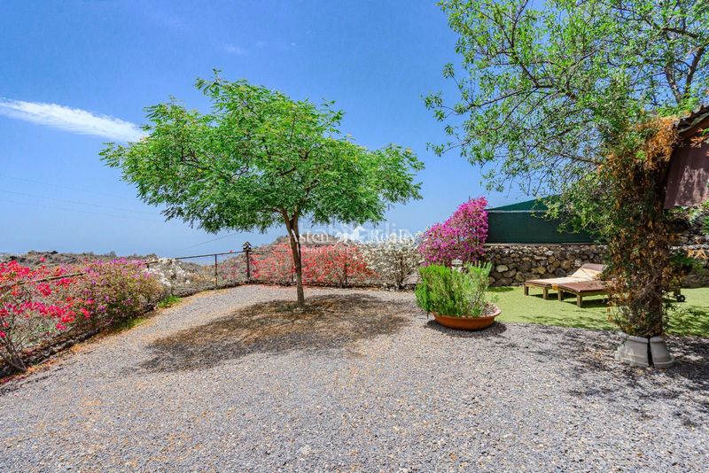 Foto 0e6c926f-77fe-485f-8d53-548ac6fb84d5. Casa amb aparcament a Guía de Isora interior Guía de Isora