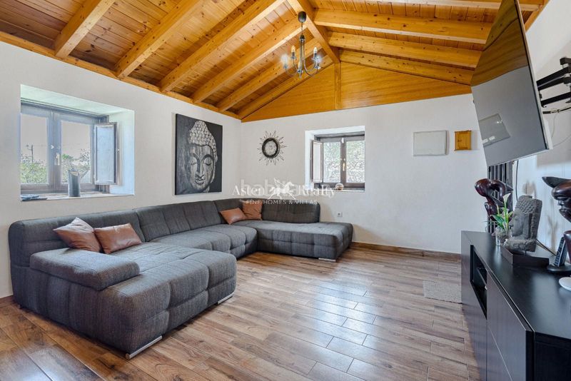 Foto 5823578c-9098-49dd-9394-3959df5b2955. Casa amb aparcament a Guía de Isora interior Guía de Isora
