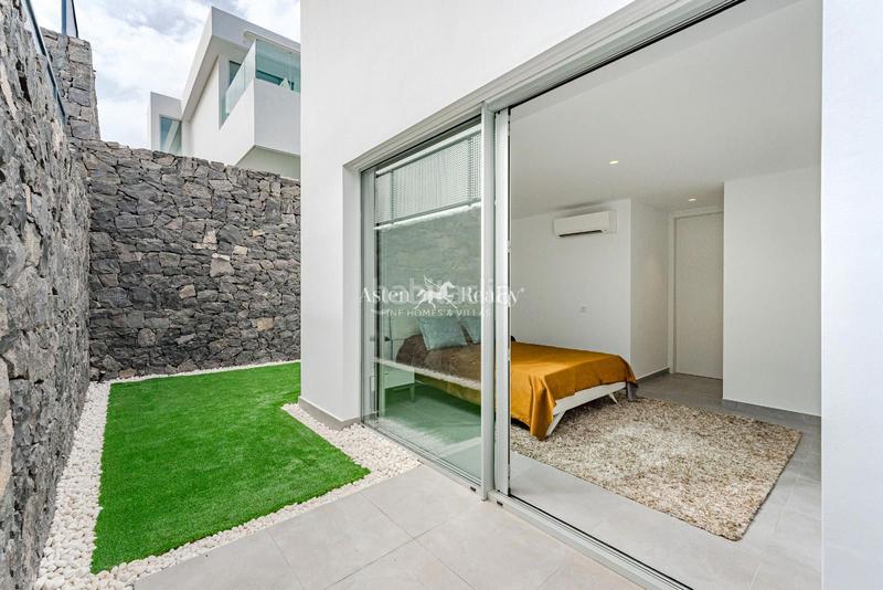 Foto 4028c683-9e56-4c5e-a814-19744823920a. Maison avec parking piscine dans Callao Salvaje - Playa Paraíso Adeje