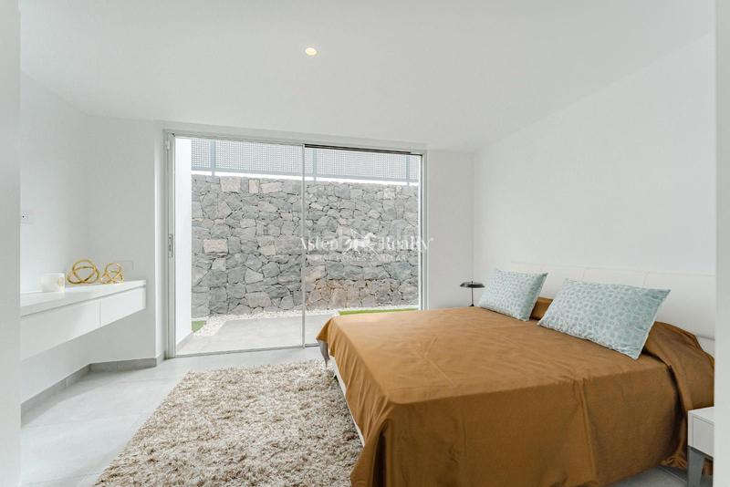 Foto 676ab8e7-c95d-4597-8b52-65828e435107. Maison avec parking piscine dans Callao Salvaje - Playa Paraíso Adeje