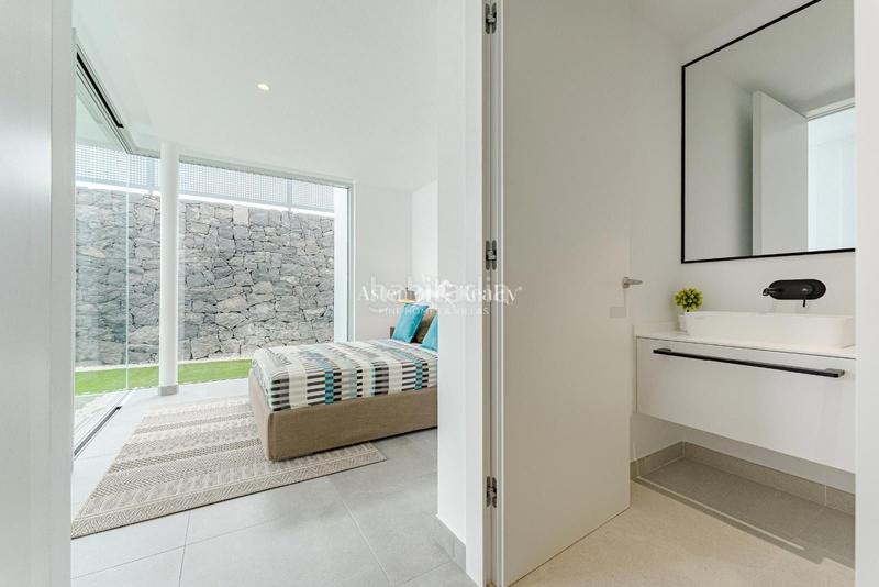 Foto b2b67da7-9a83-411d-8569-06eab62251e2. Maison avec parking piscine dans Callao Salvaje - Playa Paraíso Adeje