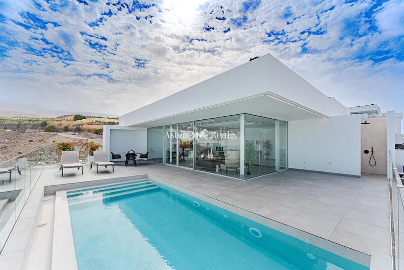 Foto baa5c810-e5e5-4e52-b9d5-e9940fc17628. Maison avec parking piscine dans Callao Salvaje - Playa Paraíso Adeje