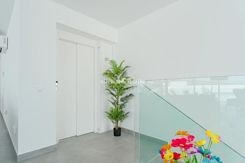 Foto f16e470d-33e8-4edc-b0a0-ef1420744b53. Maison avec parking piscine dans Callao Salvaje - Playa Paraíso Adeje