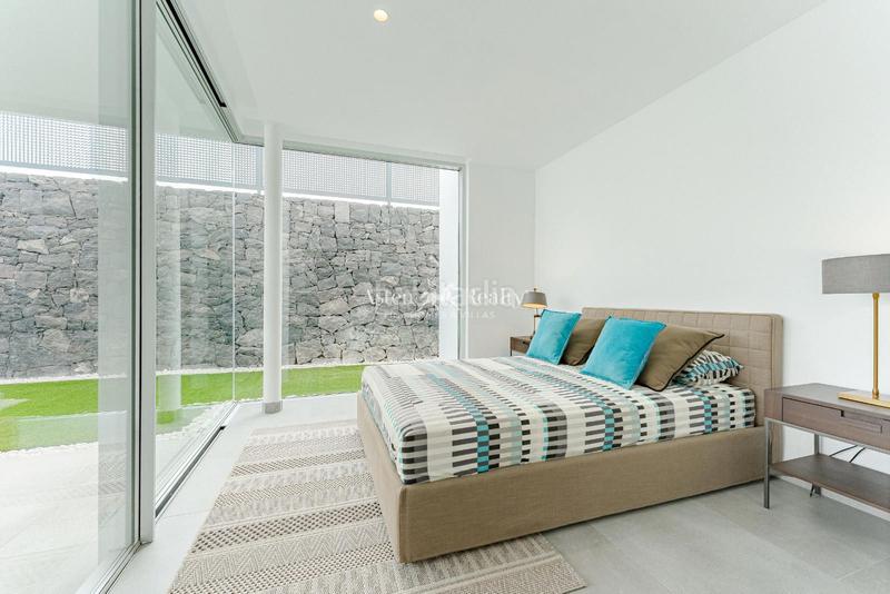 Foto ff70fc05-be6c-4e9c-af73-a0a2f1f84ca8. Maison avec parking piscine dans Callao Salvaje - Playa Paraíso Adeje