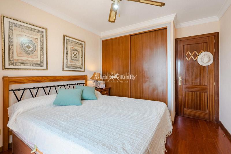 Foto 18ddfdfd-8eb3-4435-9d05-601ad620445b. Casa adossada amb calefacció aparcament a Casco Urbano Adeje