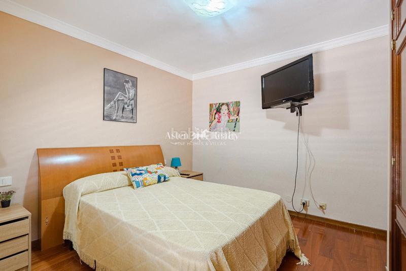 Foto 4dfdbf10-4c83-4f72-96f2-03529e1199e5. Casa adossada amb calefacció aparcament a Casco Urbano Adeje