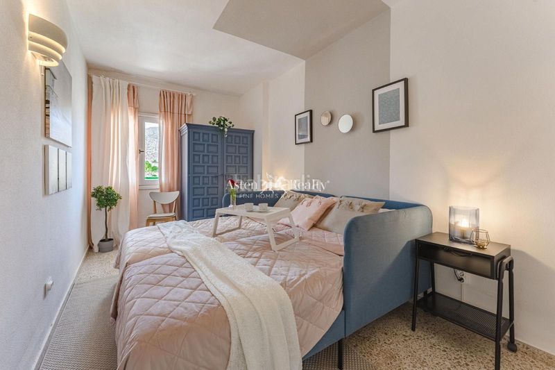 Foto 20ec0233-b6b6-48a6-a5eb-aa6107810daf. Apartamento en juan carlos i 40 en Los Cristianos en Arona