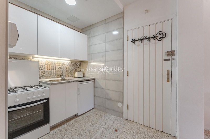 Foto c3fbc23f-bf95-49a3-8103-806bbaba3a25. Apartamento en juan carlos i 40 en Los Cristianos en Arona