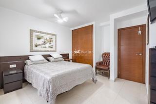 Casa adossada  Cañada blanca. En parque la reina