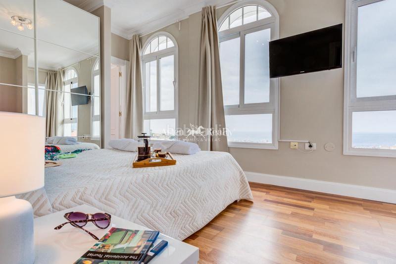 Foto 6af42ae5-fdf5-40a0-b54d-04c4f30375ba. Casa aparellada amb aparcament piscina a Playa Fañabé Alto Adeje