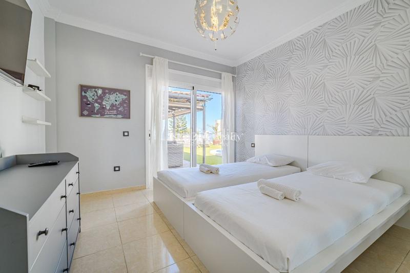 Foto 585c05ca-2157-4607-ad25-452d5177702b. Casa exclusiva villa 3 dorm roque del conde en Torviscas Centro y Alto Adeje