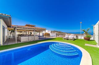 Casa  Ceuta. Exclusiva villa 3 dorm roque del conde
