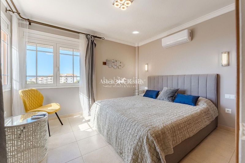 Foto 9488a64b-32ee-49e2-998a-e6ef257c3dd6. Casa amb aparcament piscina a Los Cristianos Arona