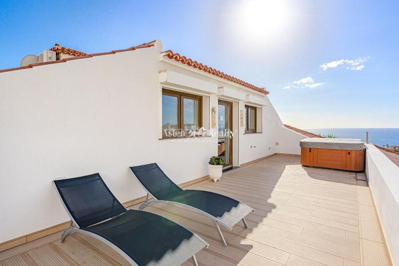 Foto a0cd10df-b72e-407b-9f08-5345c75704e4. Maison avec chauffage parking piscine dans San Eugenio Alto Adeje