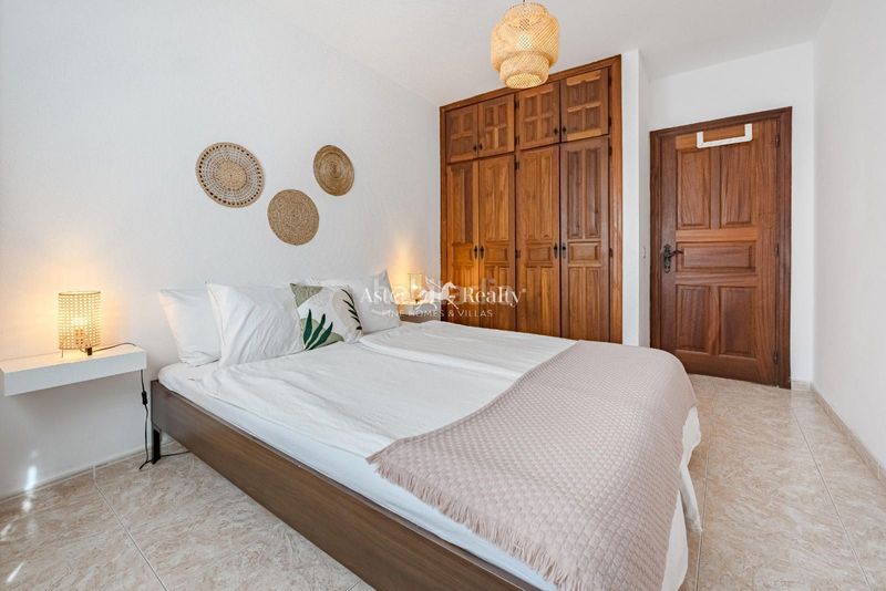 Foto 98926ce4-5689-46c1-875d-0637c873a588. Casa a Playa de San Juan Guía de Isora