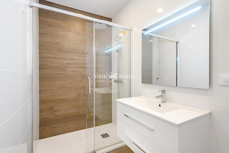 Foto 1fa0be52-2373-4350-821e-2f3665a81002. Casa amb aparcament piscina a Torviscas Centro y Alto Adeje
