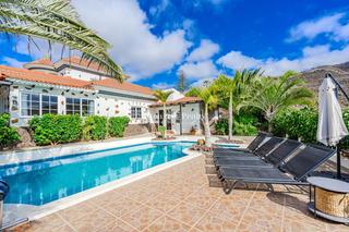 Casa  La finquita. Villa con vista panoramica al oceano en los menores, adeje