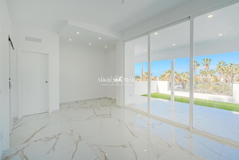 Foto d156d862-c086-4d39-a524-54f9c97cd171. Casa en San Eugenio Alto en San Eugenio Alto Adeje