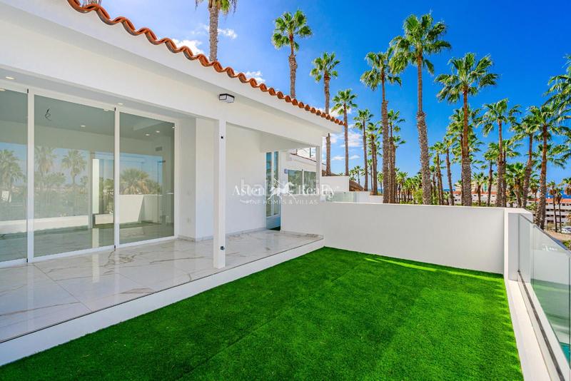 Foto ebaa556b-e6c9-4bbd-9fee-1585a2893806. Casa en San Eugenio Alto en San Eugenio Alto Adeje