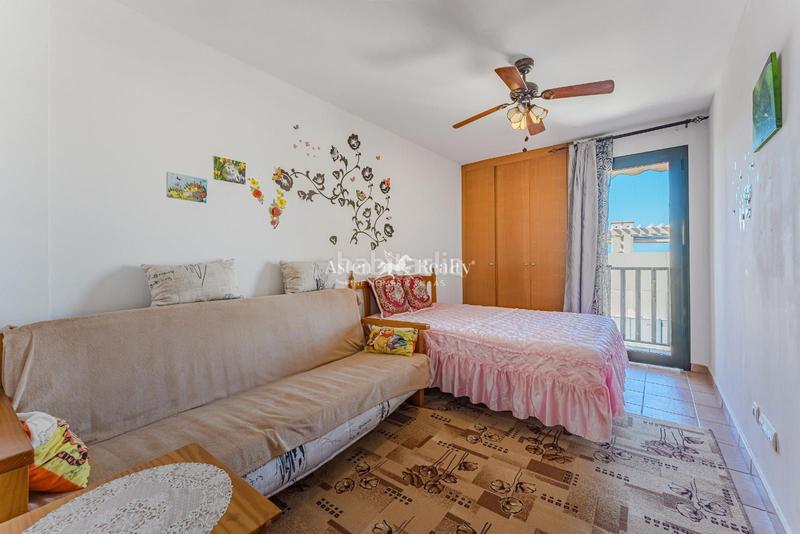 Foto 5c14ec32-f01d-4914-85a1-fa5f83553d3c. Casa a schiera con parcheggio piscina in Callao Salvaje - Playa Paraíso Adeje
