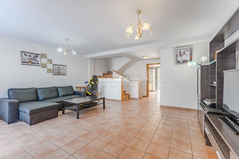 Foto b4f88fc1-45fb-4aeb-a326-f11445b8592c. Casa a schiera con parcheggio piscina in Callao Salvaje - Playa Paraíso Adeje