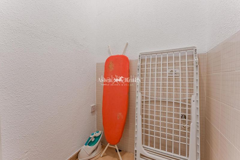 Foto 89cf0d9f-714f-4eec-b81b-0fbf67d2742e. Apartament amb piscina a San Eugenio Alto Adeje
